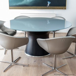 Cassina le Beau table