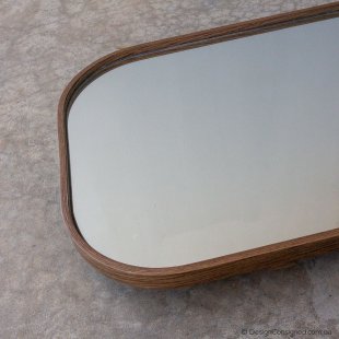 capsule shaped mirrors