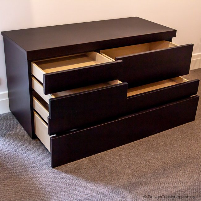 Poliform bedroom drawers