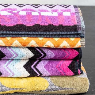 Missoni guest room towel set