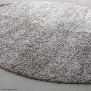 oval twill shag floor rug by Halcyon Lake