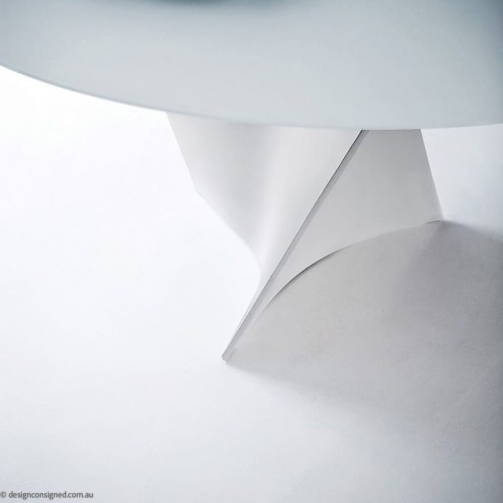 white oval glass Elica 2575 dining table from Zanotta sale preowned home furniture