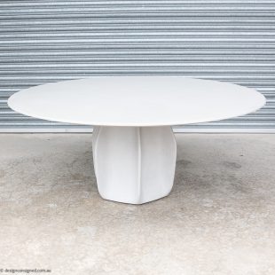 Asterias round table by Patricia Urquiola for Molteni & C