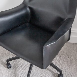 cab chair for design lovers