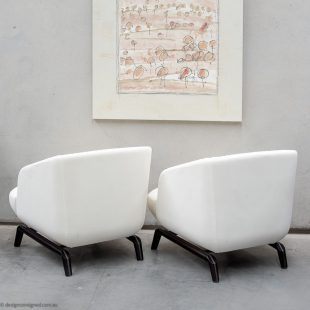 velvet janet lounge chair by Umberto Asagno for Giorgetti home furniture