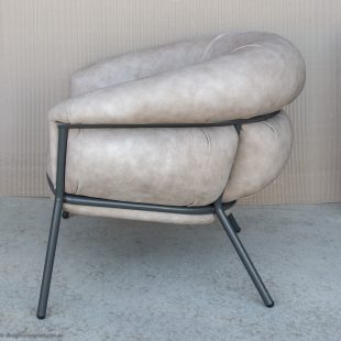 leather Grasso chair by Stephen Burks for BD Barcelona design