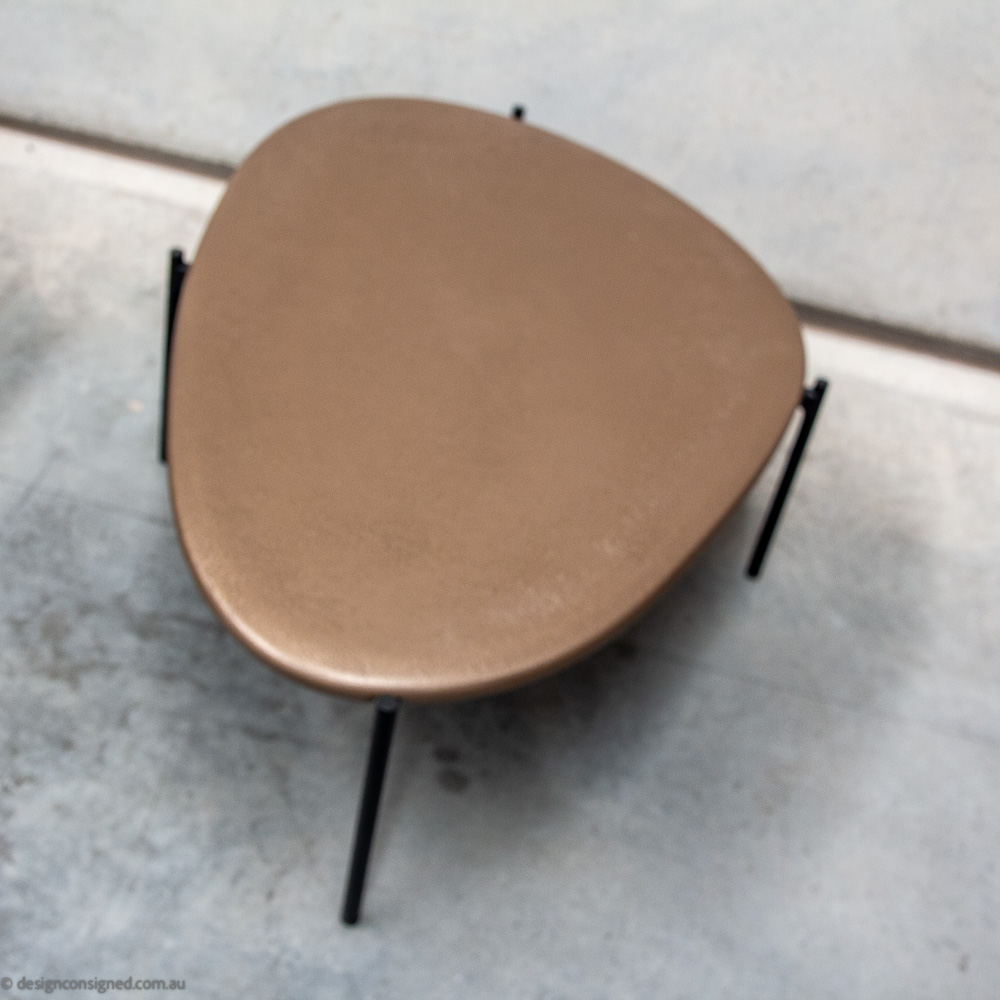 Ishino table by Dai Sugasawa for Walter Knoll design preowned ishino table by Walter knoll designer home furniture