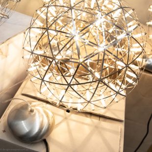 Raimond II light by moooi