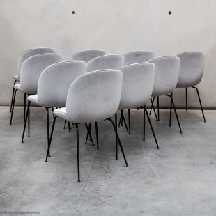 velvet Beetle dining chair by Gam Fratesi fir Gubi danish design