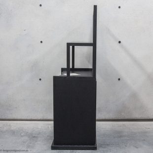 Incipit bar cabinet by Antonio Citterio for MAXALTO