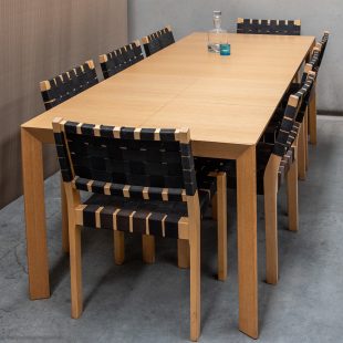 moov extension table by Toshiyuki Yoshino for Conde House