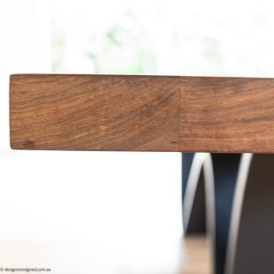 Bree and Onda solid oak dining table Savorgnani for Riva 1920